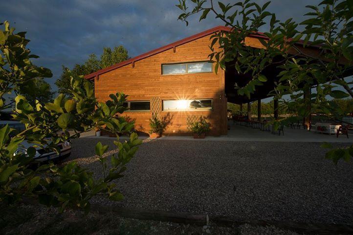 Agriturismo Arte Contadina Fiorenzuola dʼArda Exterior foto